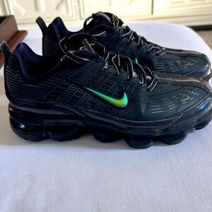 Authentic Nike Air VaporMax 360 Black CK2719-002 Boys Running Shoes Size 7